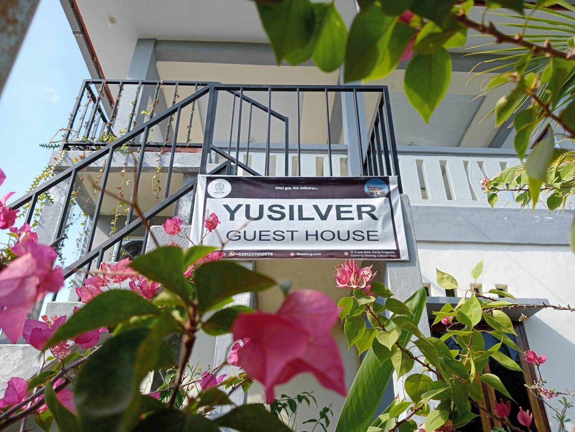 לבואן באג'ו Yusilver Guest House מראה חיצוני תמונה
