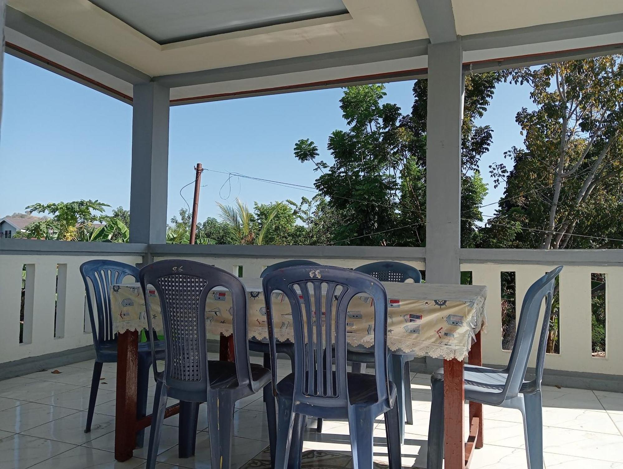 לבואן באג'ו Yusilver Guest House מראה חיצוני תמונה
