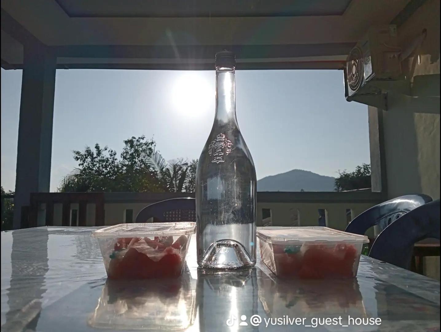 לבואן באג'ו Yusilver Guest House מראה חיצוני תמונה