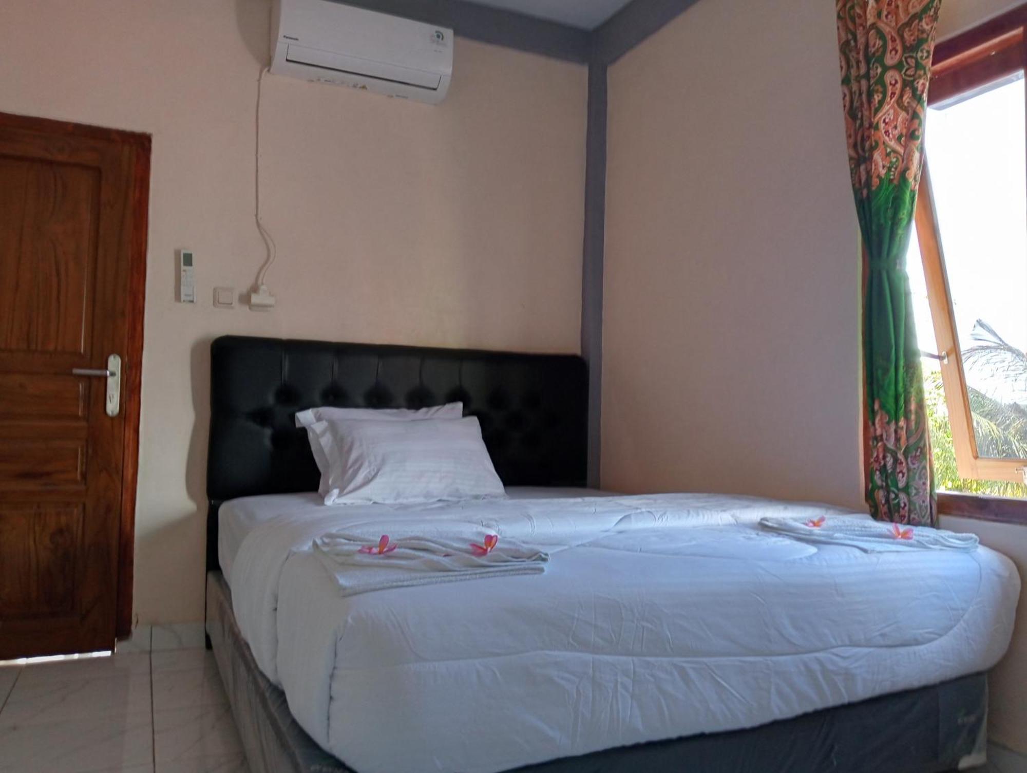 לבואן באג'ו Yusilver Guest House חדר תמונה
